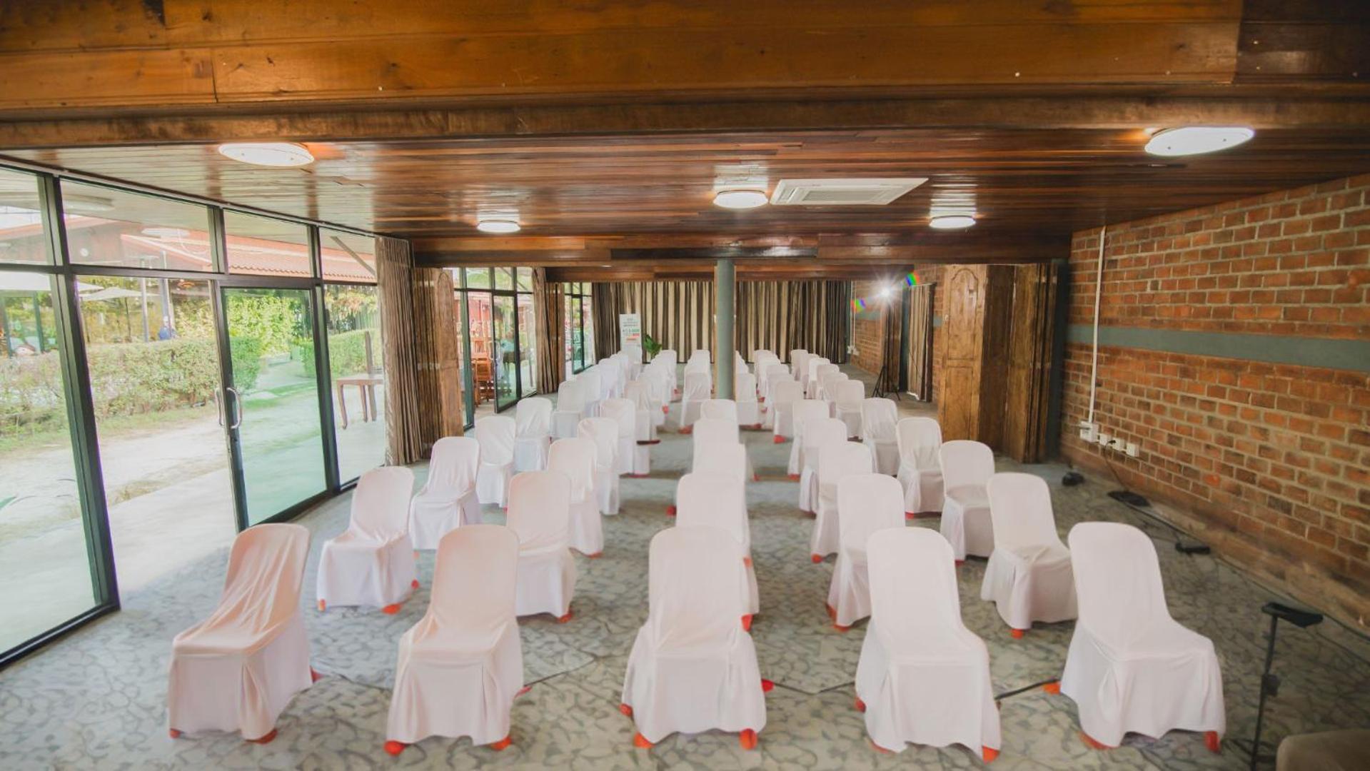 Scn City Hotel Rayong Ban Chang  Bagian luar foto